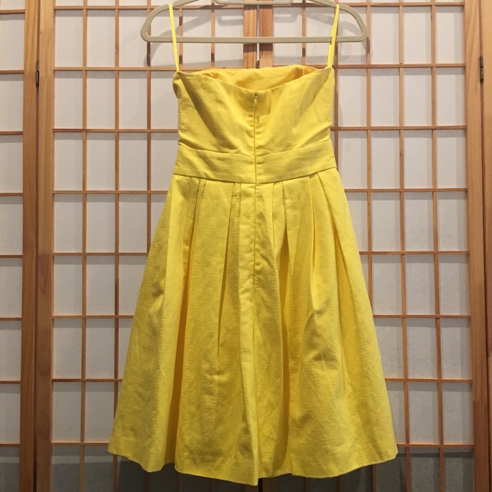 French Connection yellow strapless - Picture 3 of 3